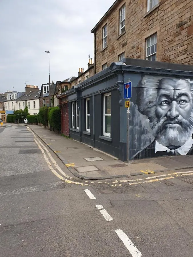 Lower Gilmore Place Edinburgh 0*,  Storbritannien